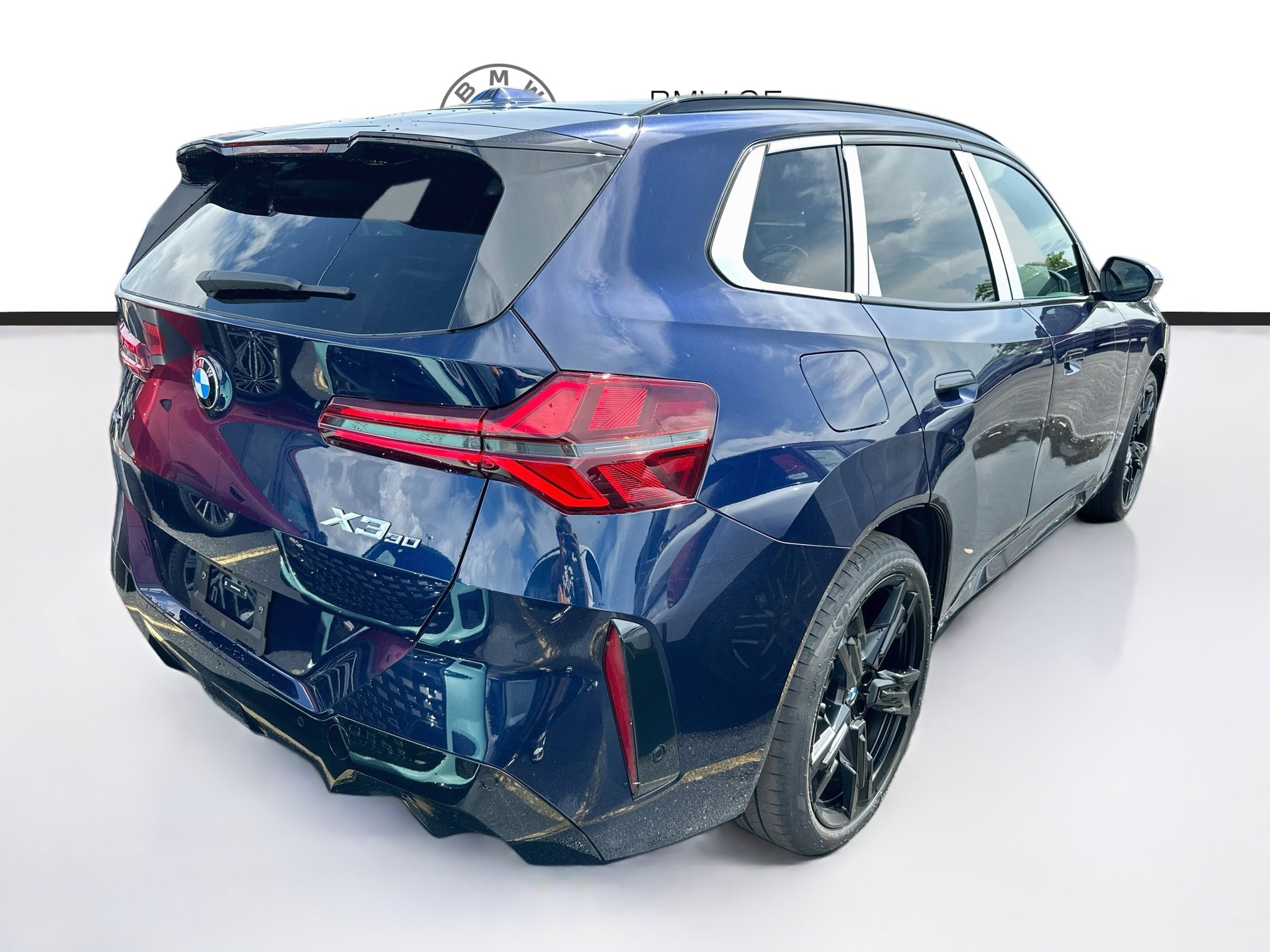 New 2026 BMW X3 xDrive30i w/ Premium Package AWD/4WD image 6