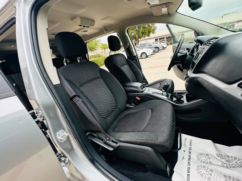Used 2016 Dodge Journey SXT FWD image 26