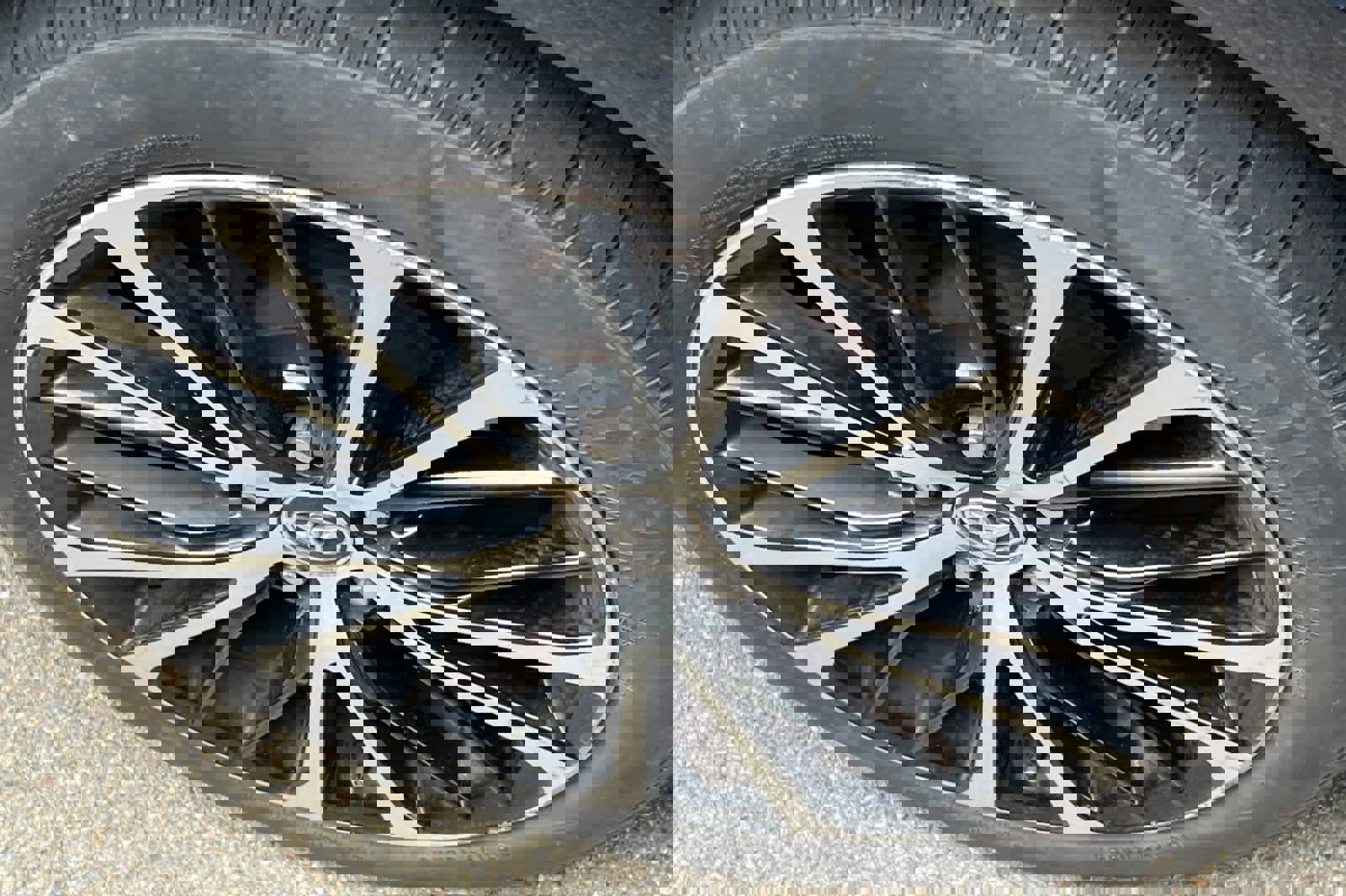 Certified 2018 Toyota Camry SE w/ Moonroof Package image 17