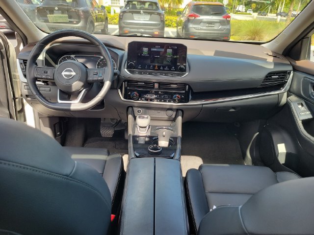 Used 2023 Nissan Rogue SL w/ SL Premium Package AWD/4WD image 16
