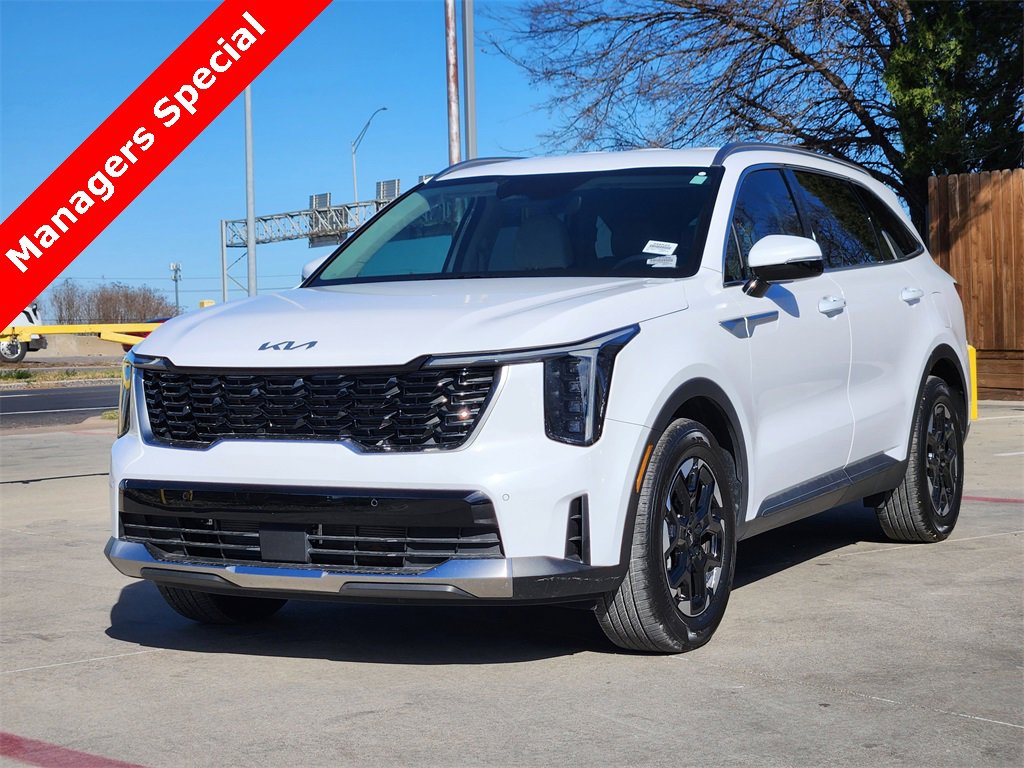 New 2025 Kia Sorento S image 2