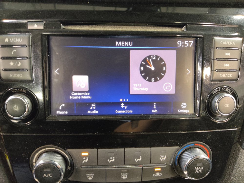 Used 2020 Nissan Rogue S FWD image 25