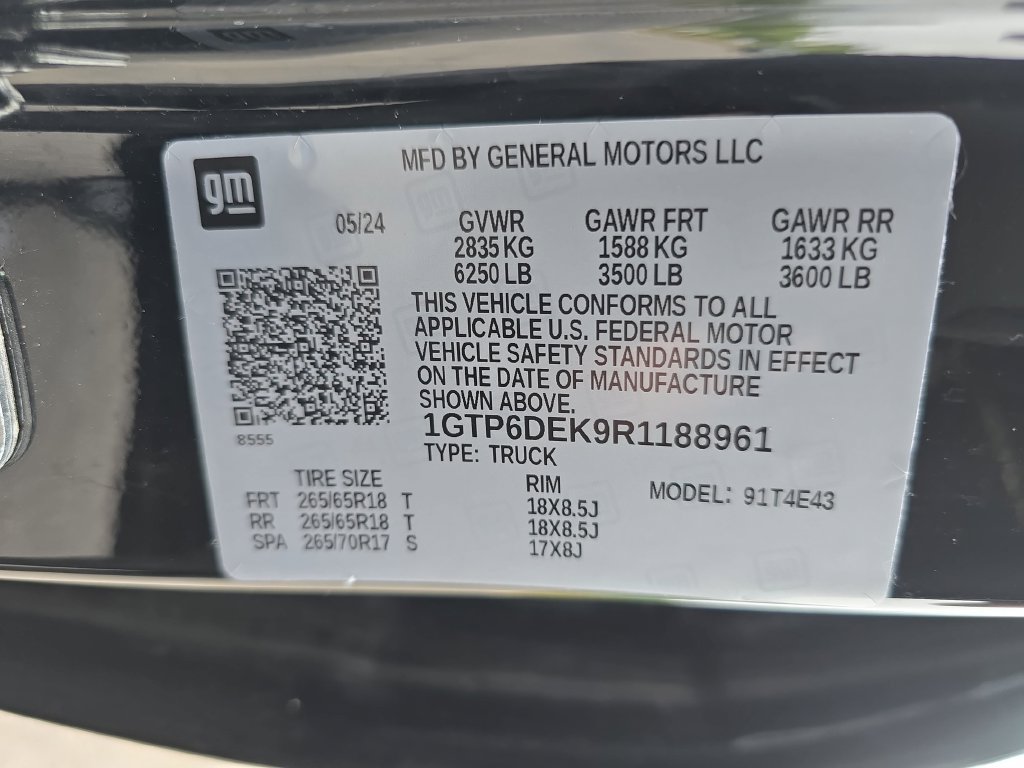 Used 2024 GMC Canyon AT4 w/ AT4 Premium Package AWD/4WD image 38