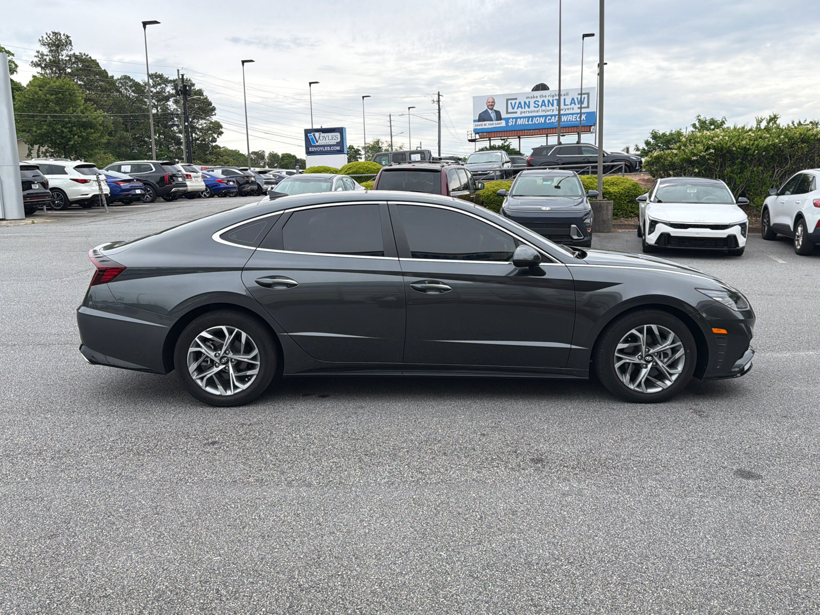 Certified 2023 Hyundai Sonata SEL w/ Convenience Package FWD image 4