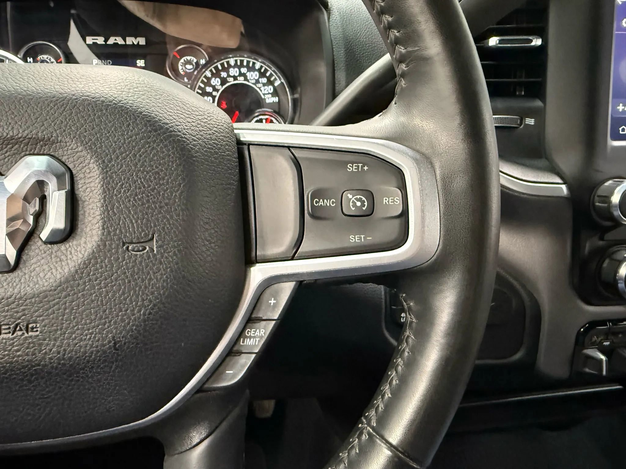 Used 2024 RAM 2500 Big Horn image 29