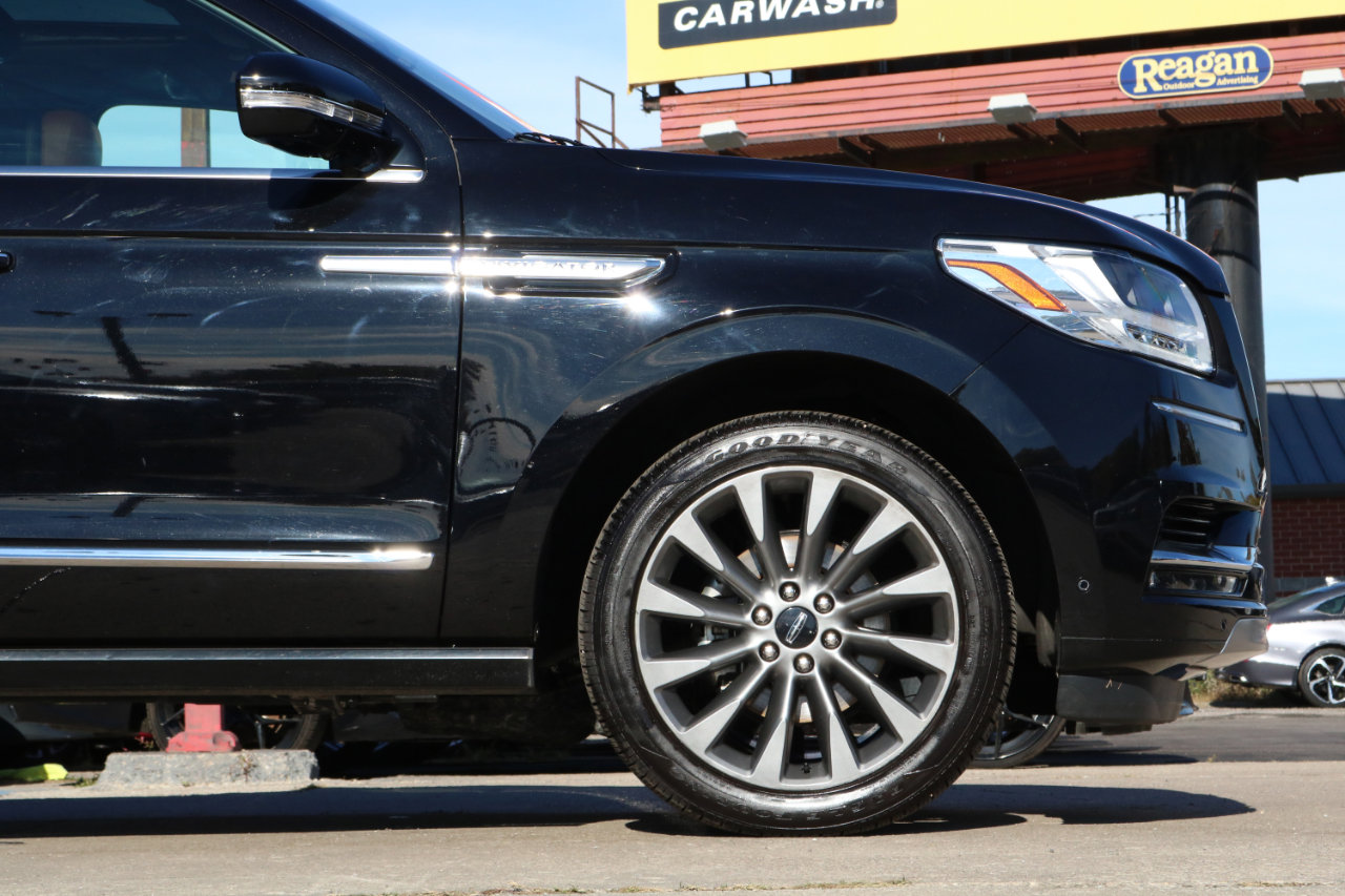 Used 2020 Lincoln Navigator L Reserve w/ Luxury Package image 5