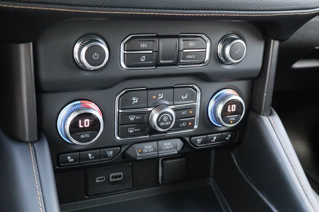 Certified 2021 GMC Yukon AT4 w/ Rear Media and Nav Package AWD/4WD image 19