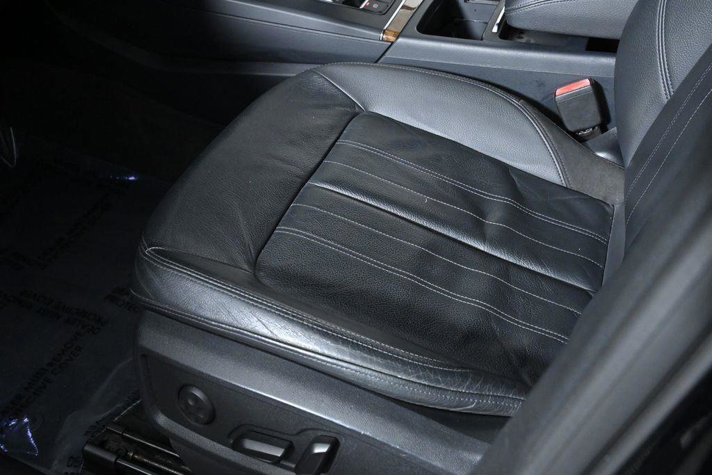 Used 2018 Audi Q5 2.0T Premium image 26