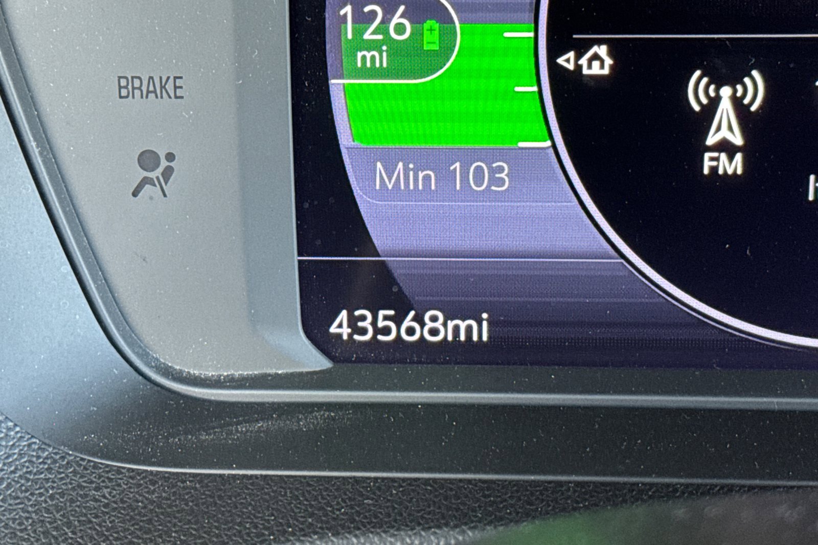 Used 2023 Chevrolet Bolt EUV LT w/ Comfort Package image 37