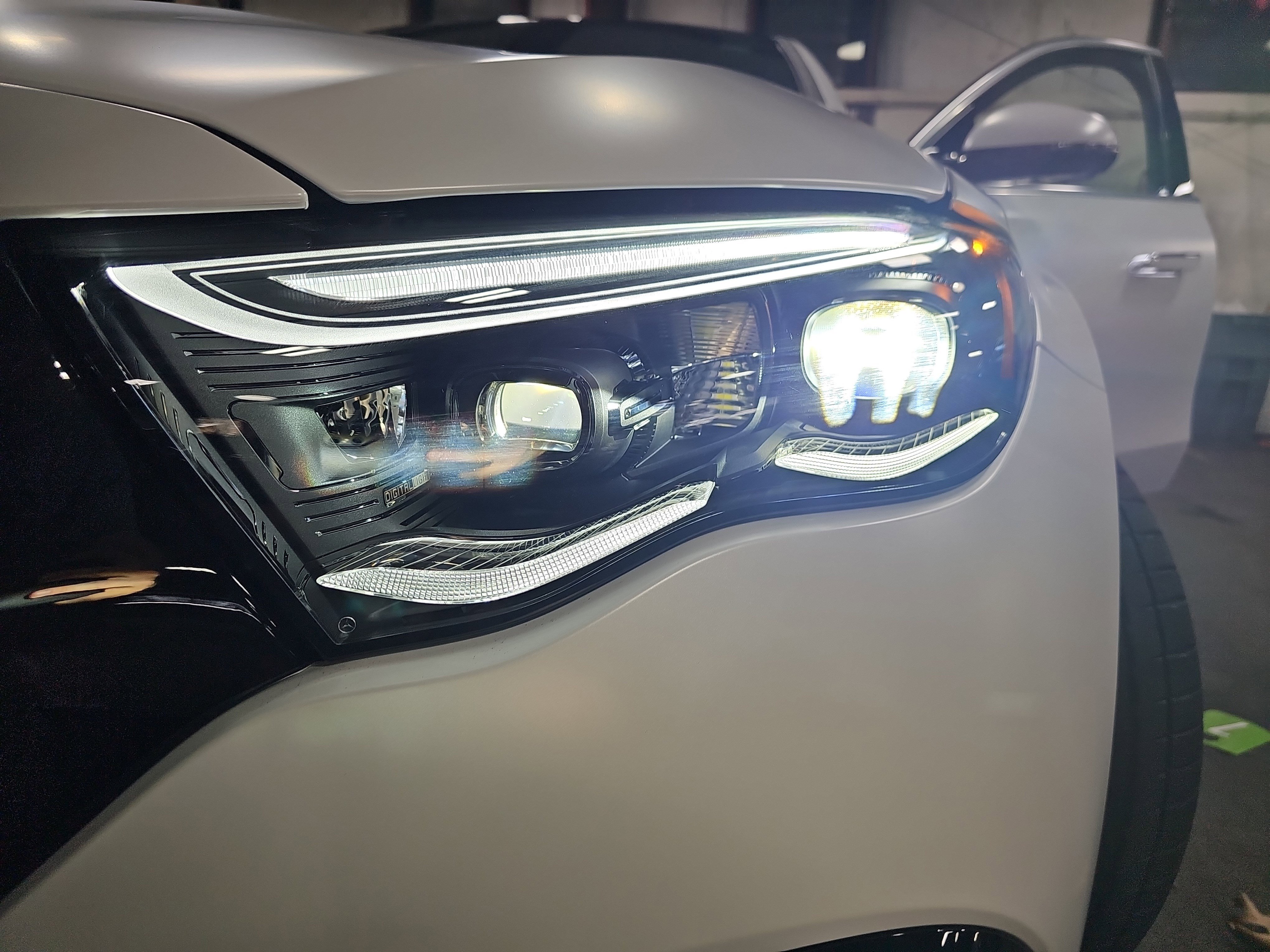 New 2026 Mercedes-Benz E 53 AMG e 4MATIC Sedan image 33