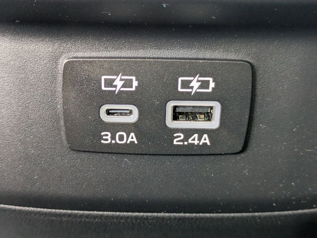 Certified 2025 Subaru Outback Premium image 17