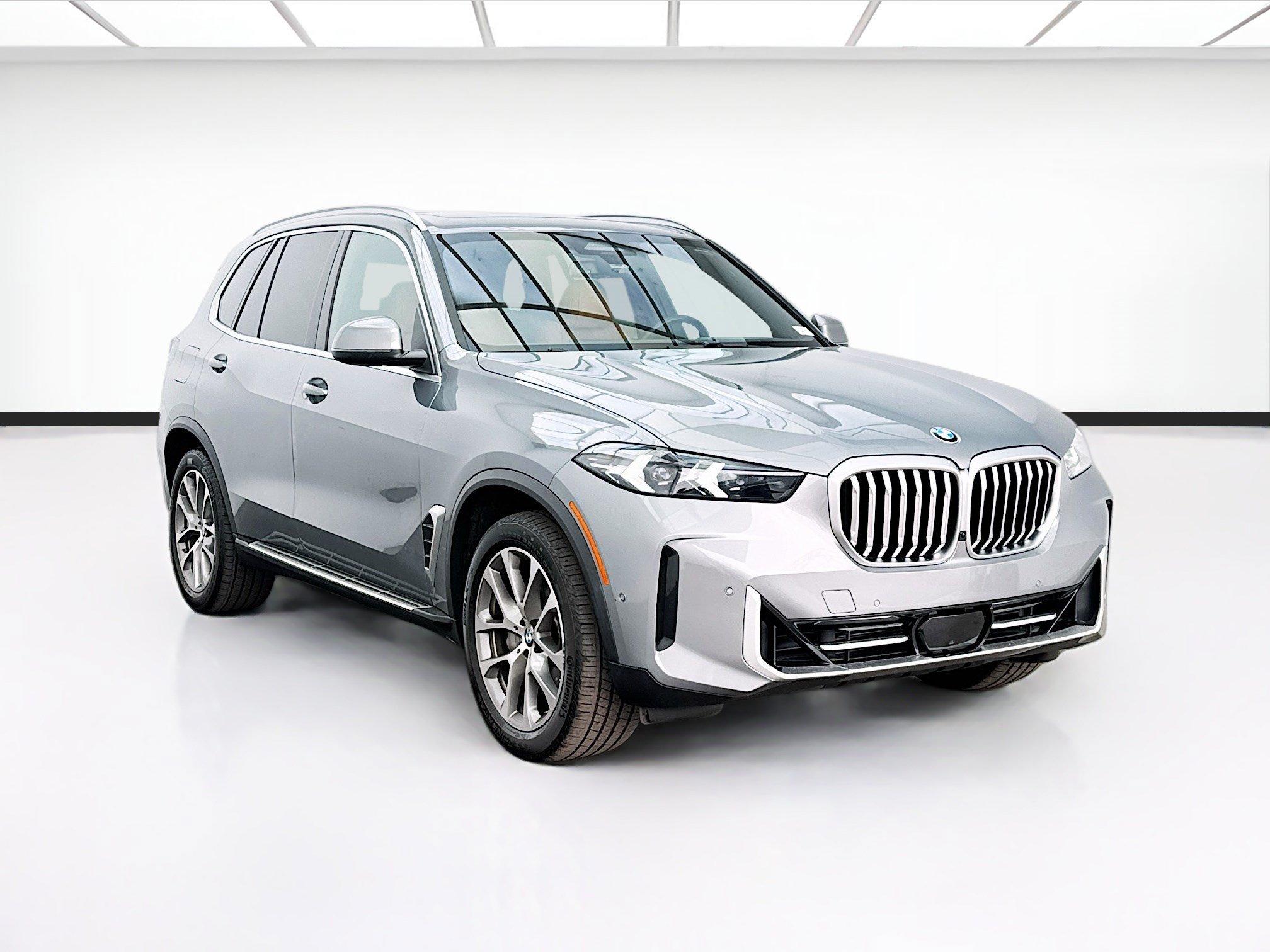 Used 2024 BMW X5 sDrive40i RWD image 3