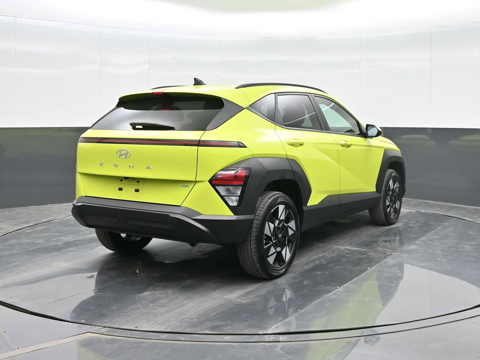 Certified 2025 Hyundai Kona SEL image 7
