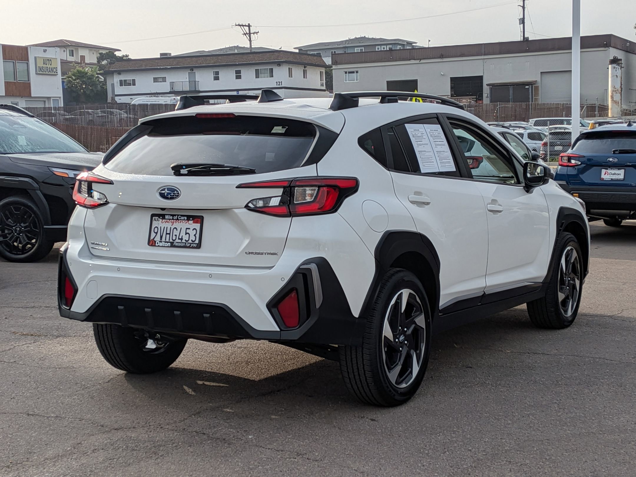 Certified 2025 Subaru Crosstrek 2.5i Limited w/ Crosstrek Mirror Package image 4