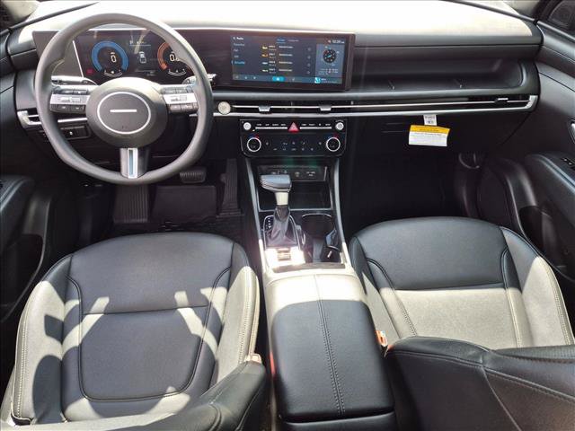 Used 2025 Hyundai Santa Cruz SEL FWD image 16