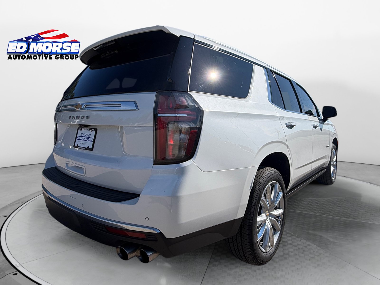 Used 2021 Chevrolet Tahoe High Country w/ Premium Package AWD/4WD image 5