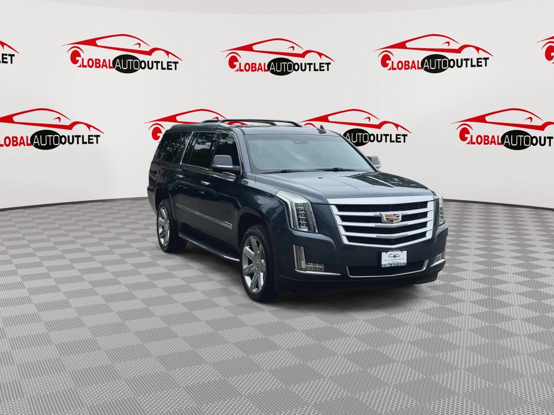 Used 2019 Cadillac Escalade ESV Luxury AWD/4WD image 2