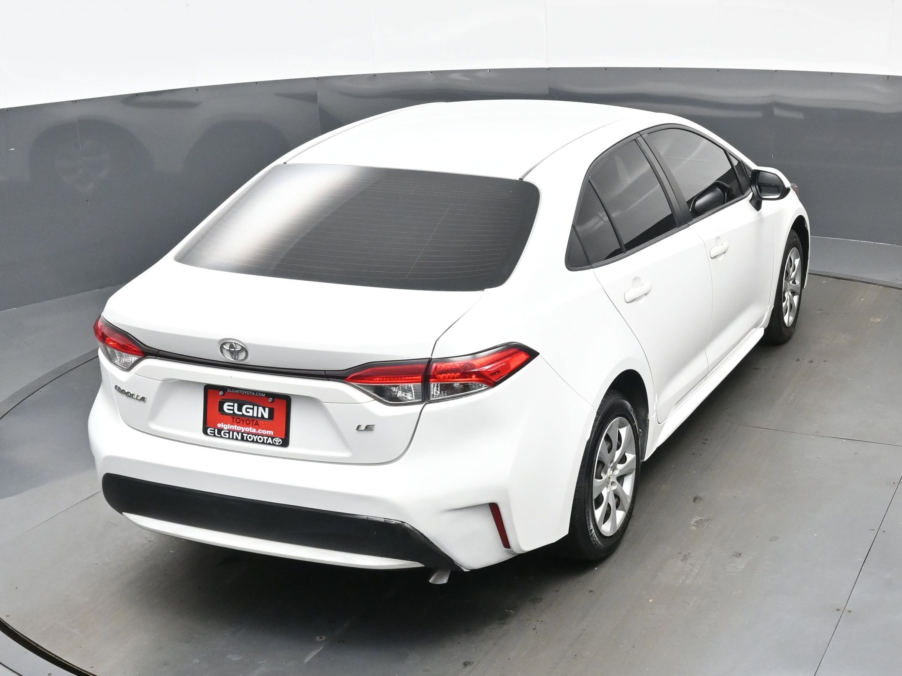 Used 2022 Toyota Corolla LE FWD image 38