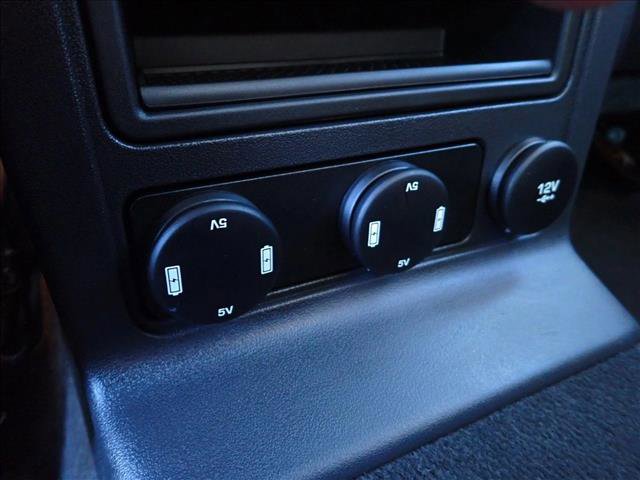 Used 2019 Jaguar F-PACE Prestige image 11