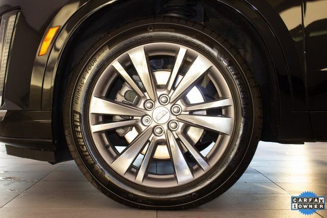Used 2025 Cadillac XT6 Premium Luxury image 9