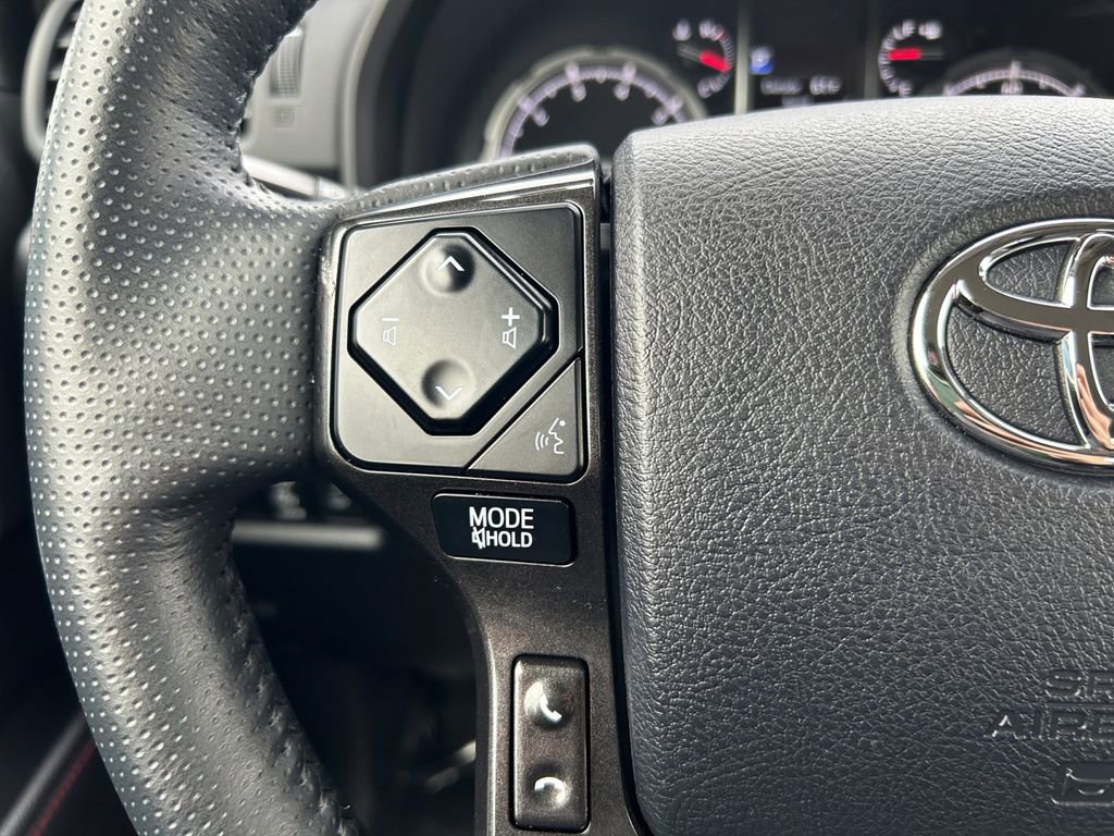 Used 2024 Toyota 4Runner TRD Off-Road Premium image 17