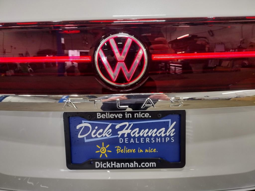 New 2026 Volkswagen Atlas SEL Premium R-Line AWD/4WD image 17