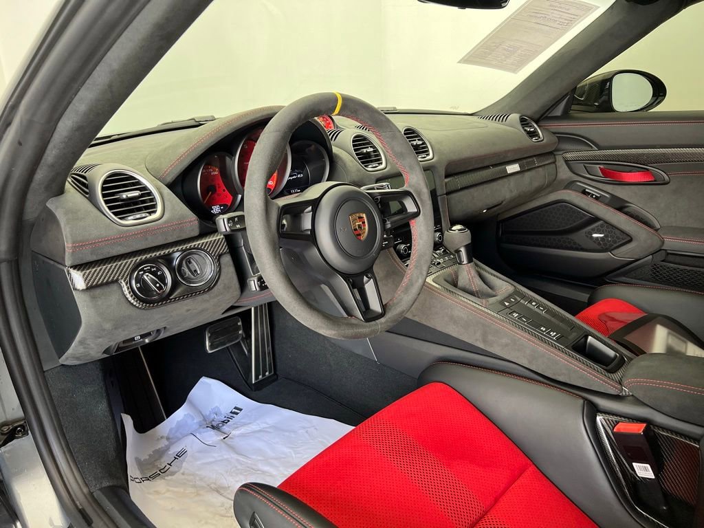 Certified 2025 Porsche 718 Boxster Spyder RS image 4