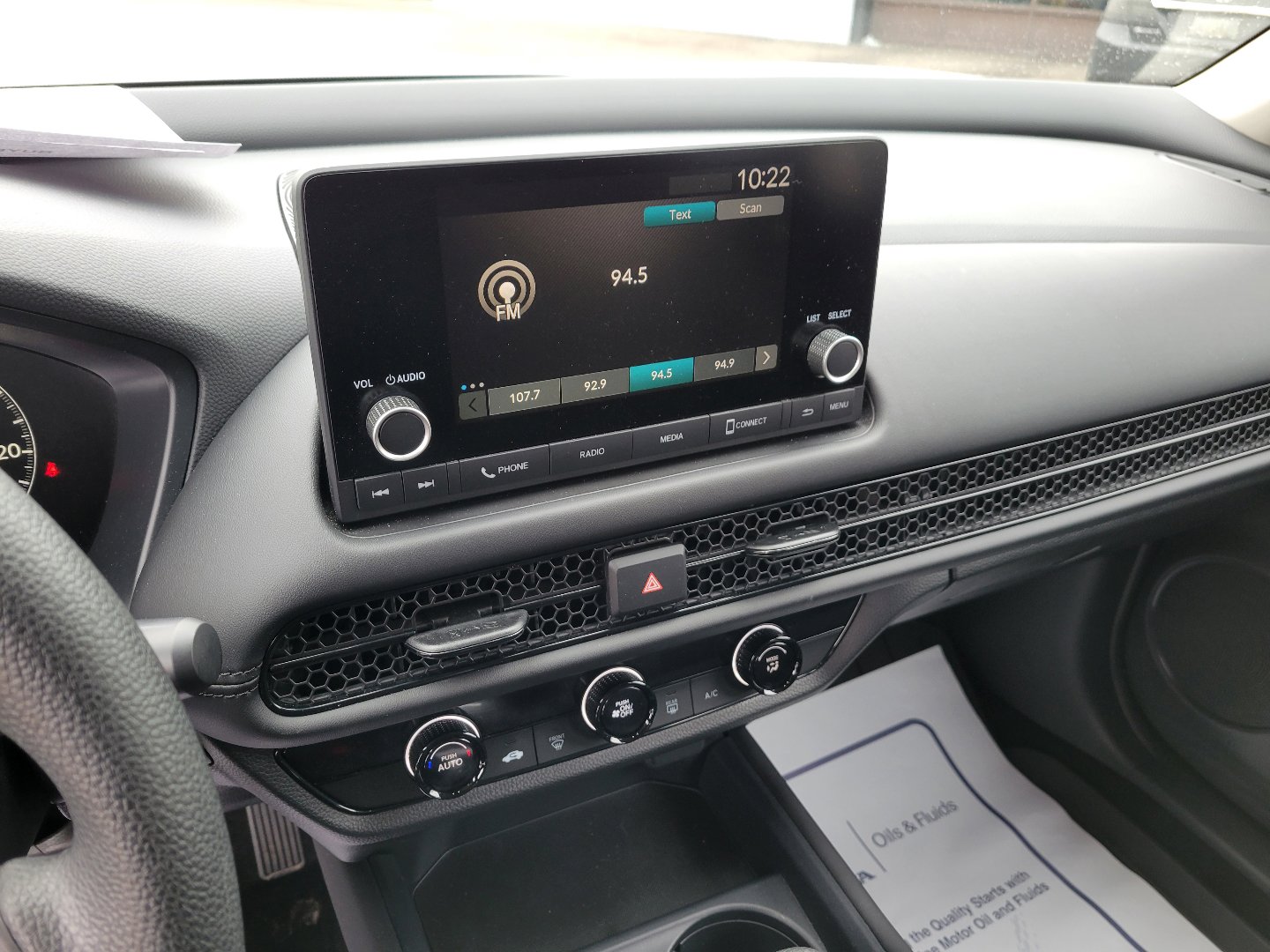 Certified 2025 Honda HR-V LX image 27