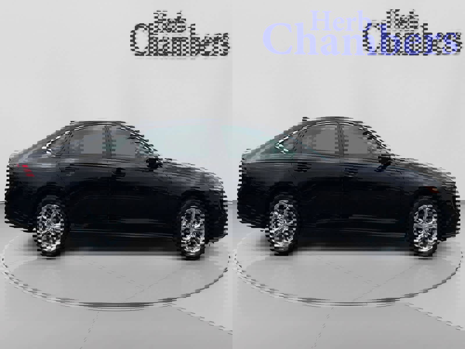 Used 2023 Honda Accord LX image 12