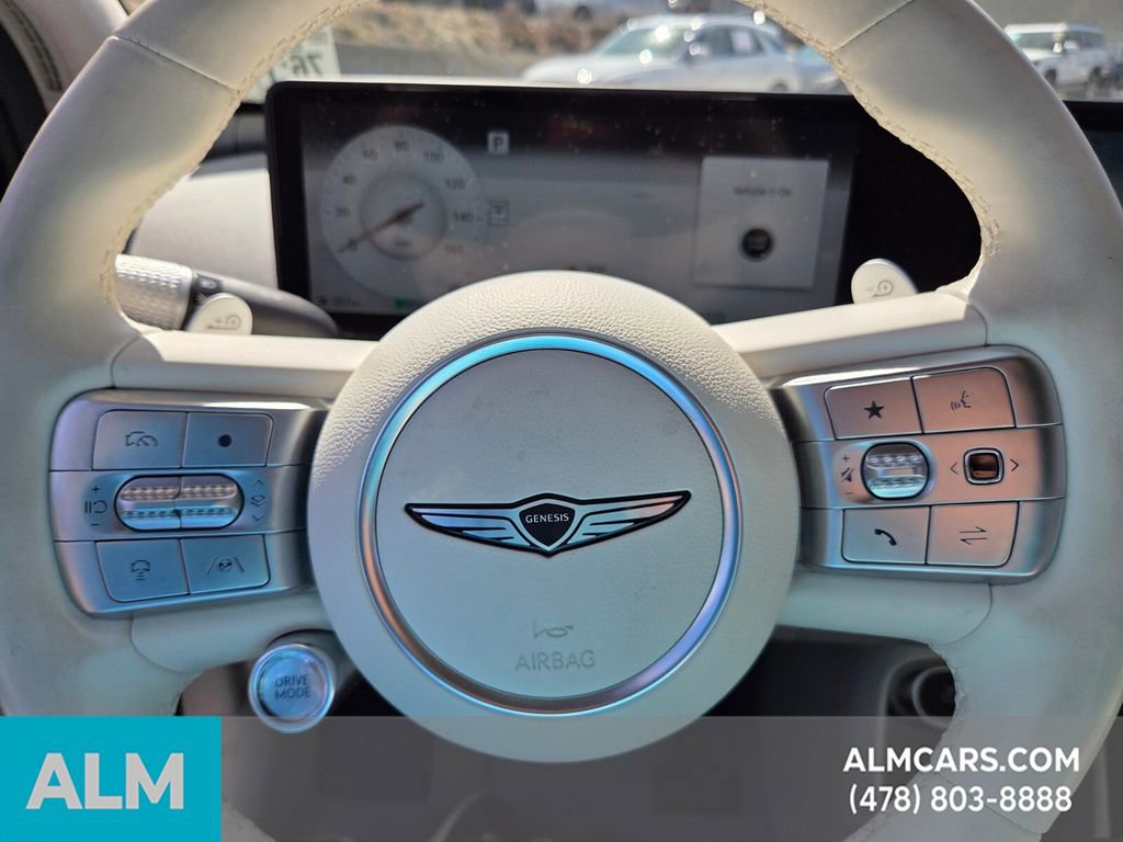 Used 2025 Genesis GV60 RWD image 24