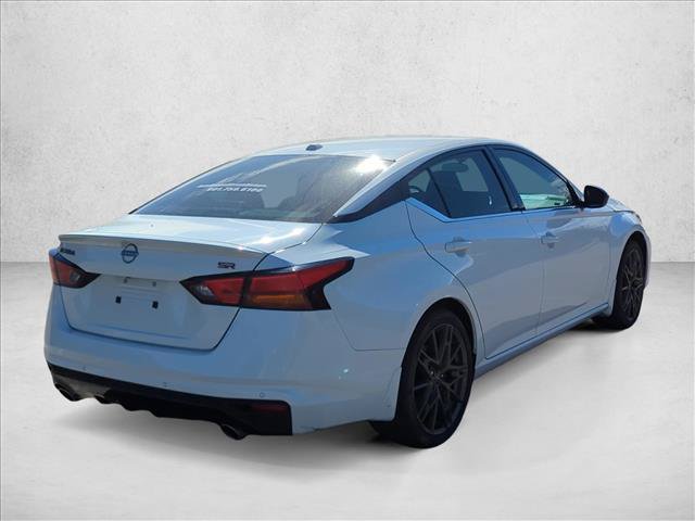 Used 2025 Nissan Altima 2.5 SR w/ SR Premium Package FWD image 7