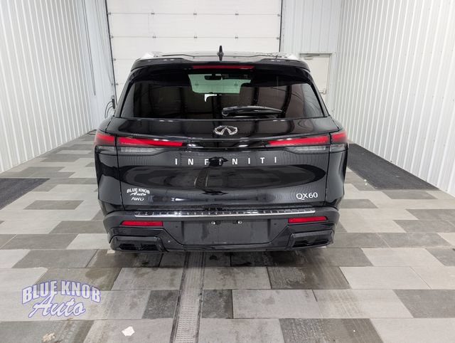 Used 2023 INFINITI QX60 Luxe w/ Cargo Package AWD/4WD image 3