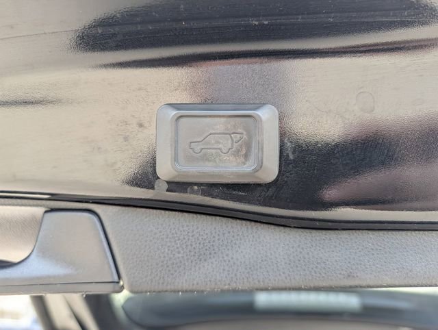 Used 2022 Toyota RAV4 XLE w/ Convenience Package image 26