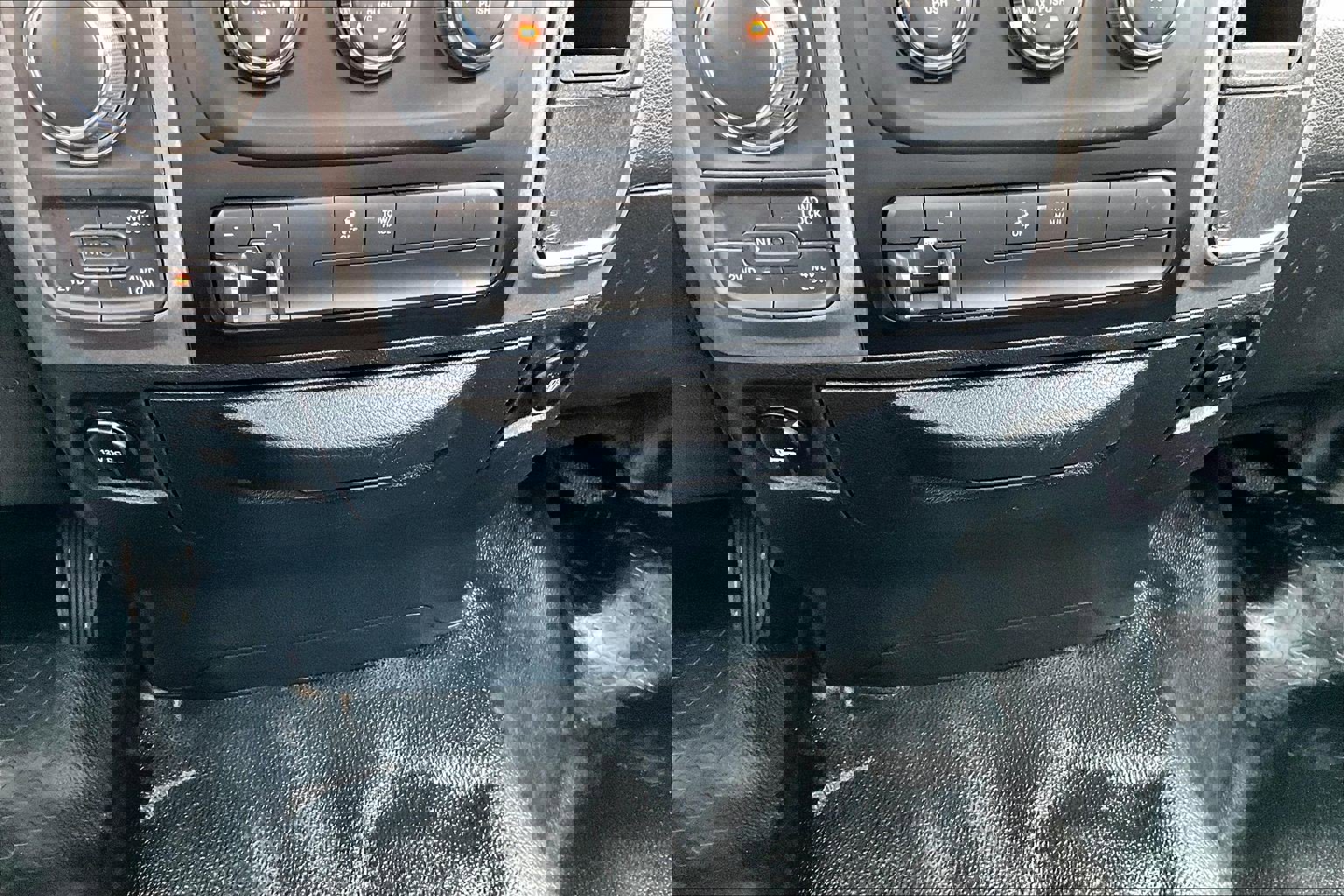 Used 2017 RAM 1500 Tradesman w/ Power & Remote Entry Group image 18