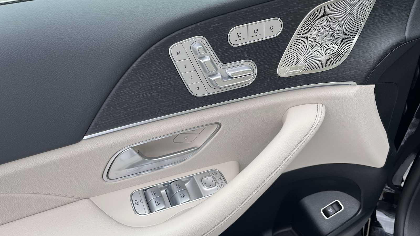 New 2026 Mercedes-Benz GLE 350 4MATIC image 31