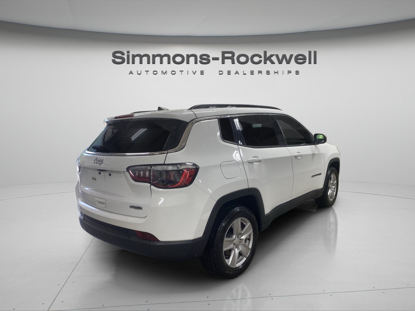 Used 2022 Jeep Compass Latitude w/ Convenience Group AWD/4WD image 5