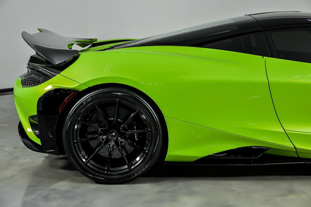 Used 2021 McLaren 765LT RWD image 13