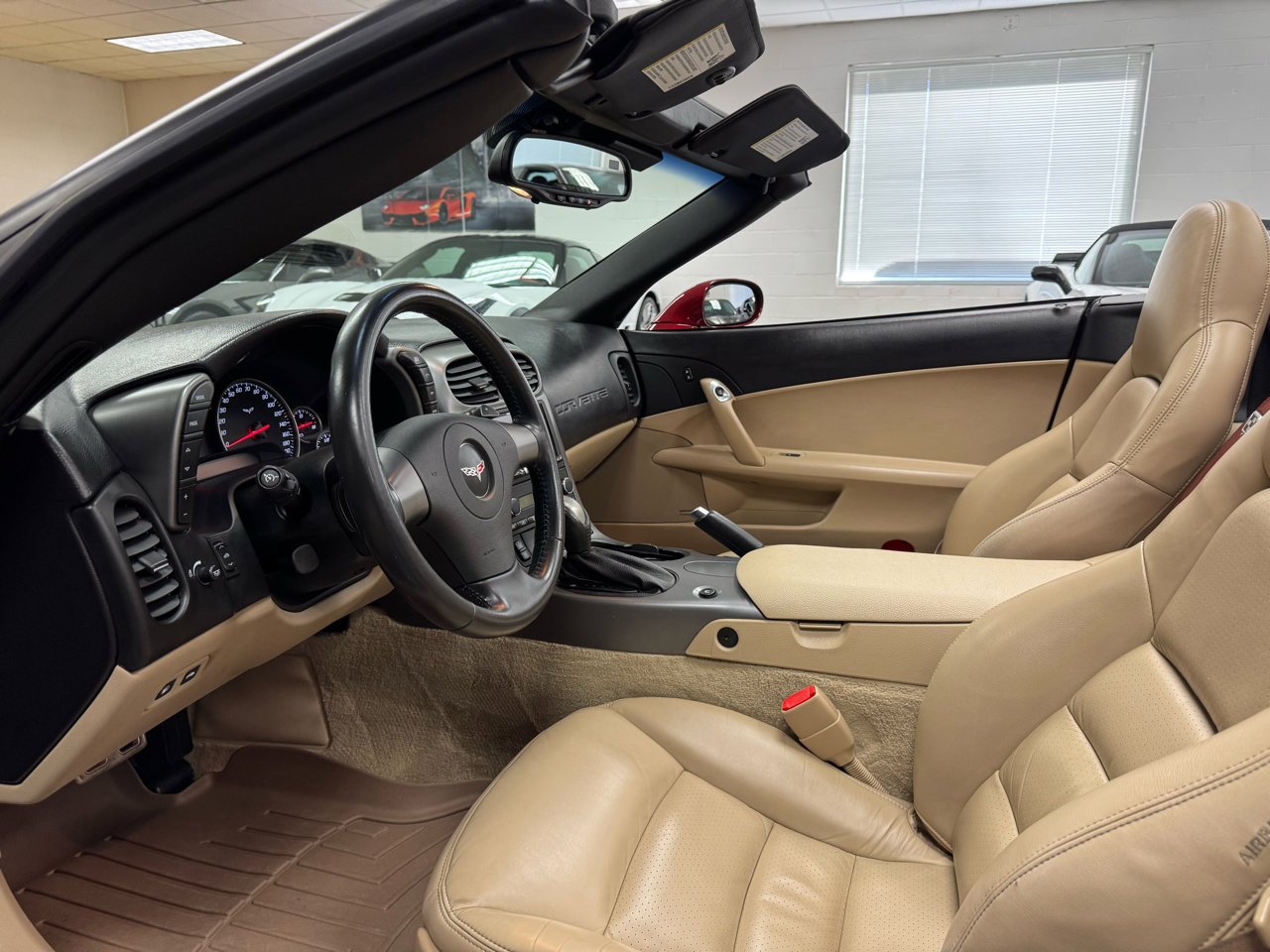 Used 2006 Chevrolet Corvette Convertible w/ Preferred Equipment Group image 39