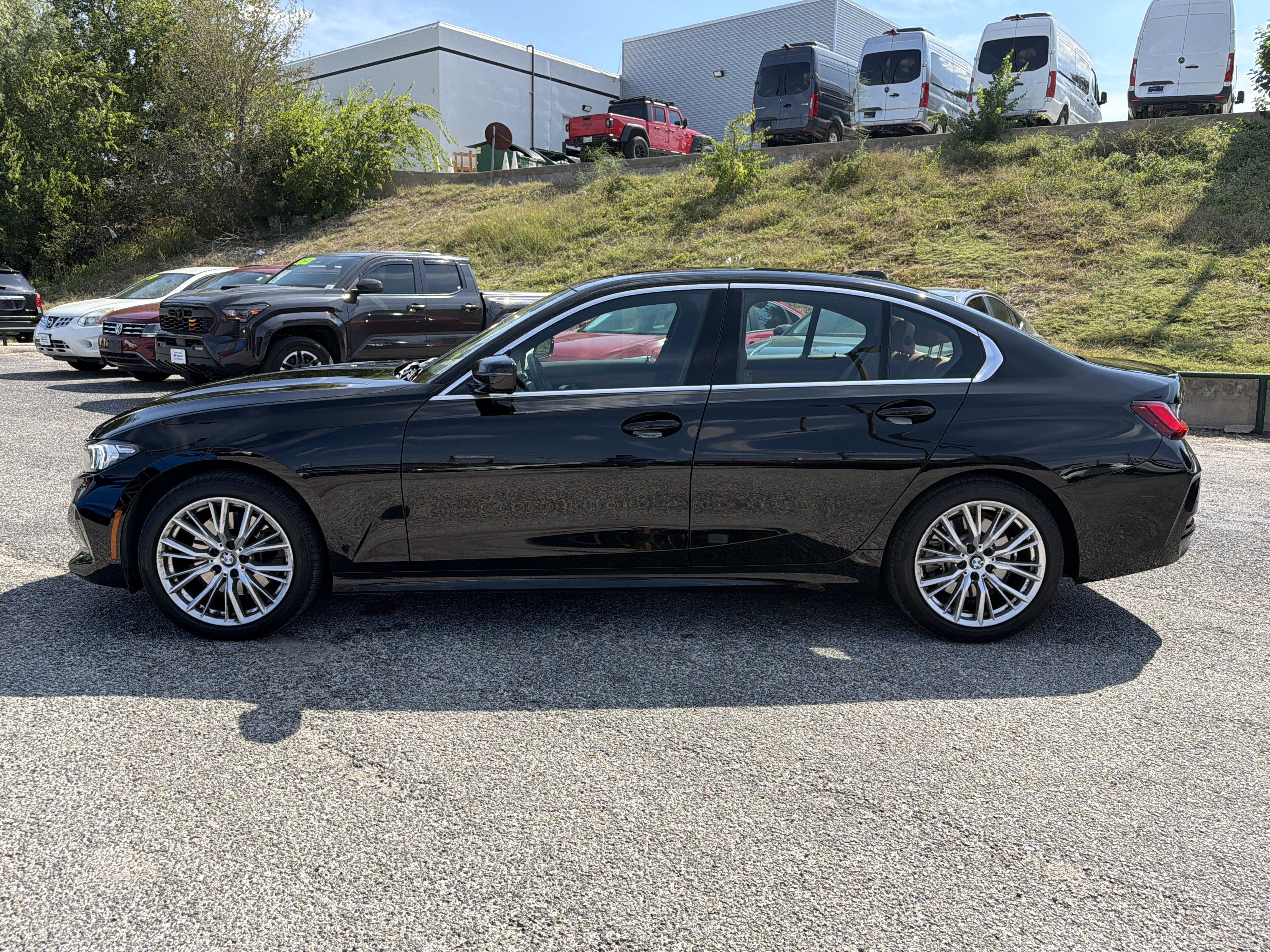 Used 2024 BMW 330i Sedan w/ Convenience Package RWD image 6