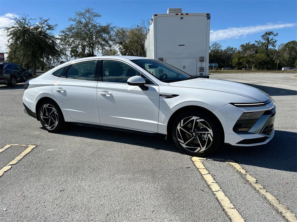 New 2026 Hyundai Sonata SEL image 2