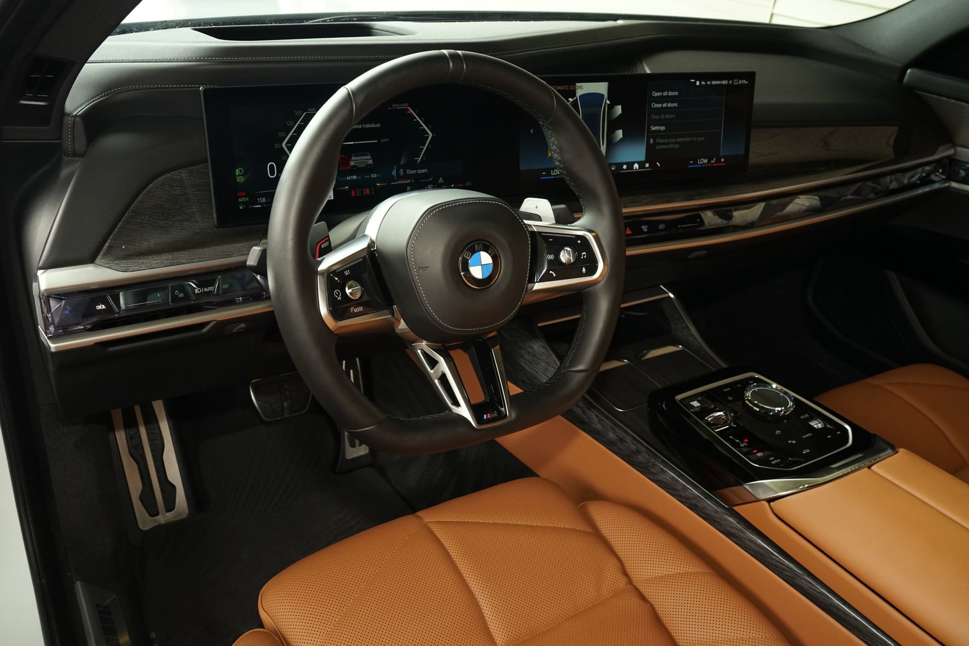 Used 2023 BMW 740i RWD image 9