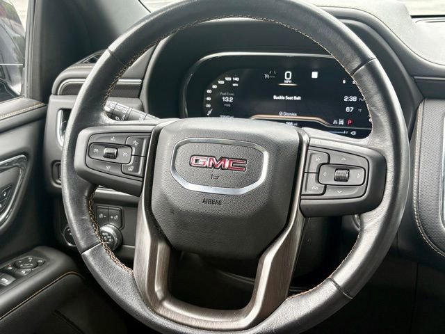 Used 2023 GMC Yukon AT4 w/ Technology Package AWD/4WD image 20