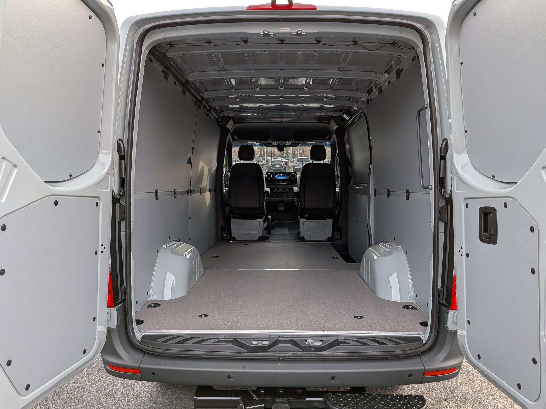 New 2026 Mercedes-Benz Sprinter 2500 image 31