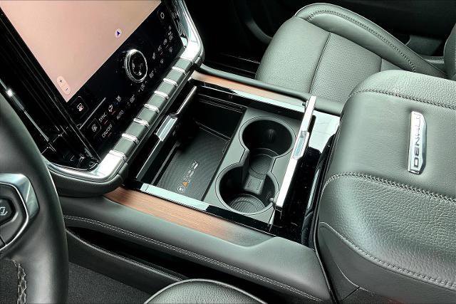 Used 2025 GMC Yukon XL Denali image 18