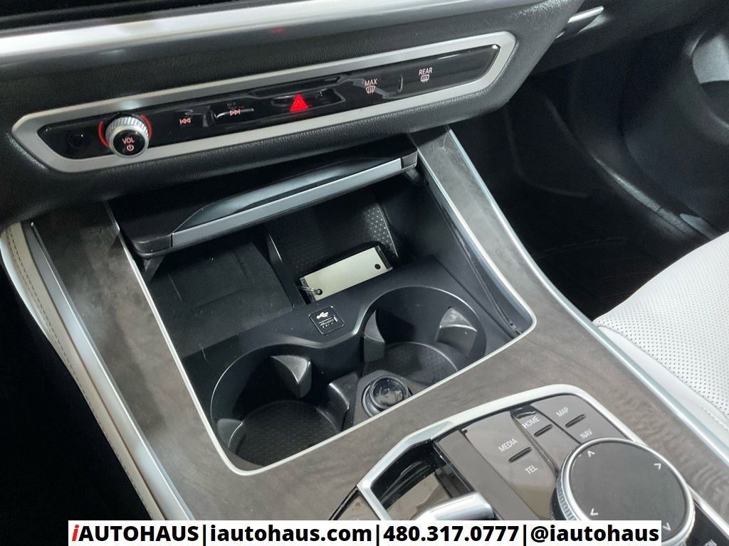 Used 2024 BMW X5 xDrive50e w/ Premium Package AWD/4WD image 34