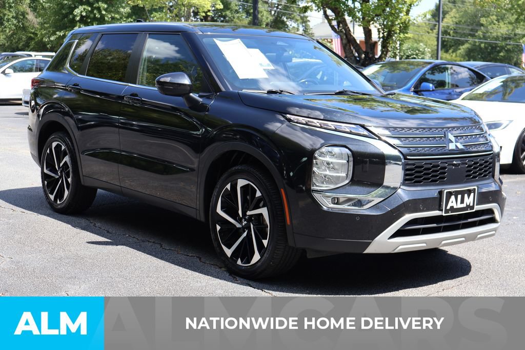 Used 2024 Mitsubishi Outlander SE AWD/4WD image 4