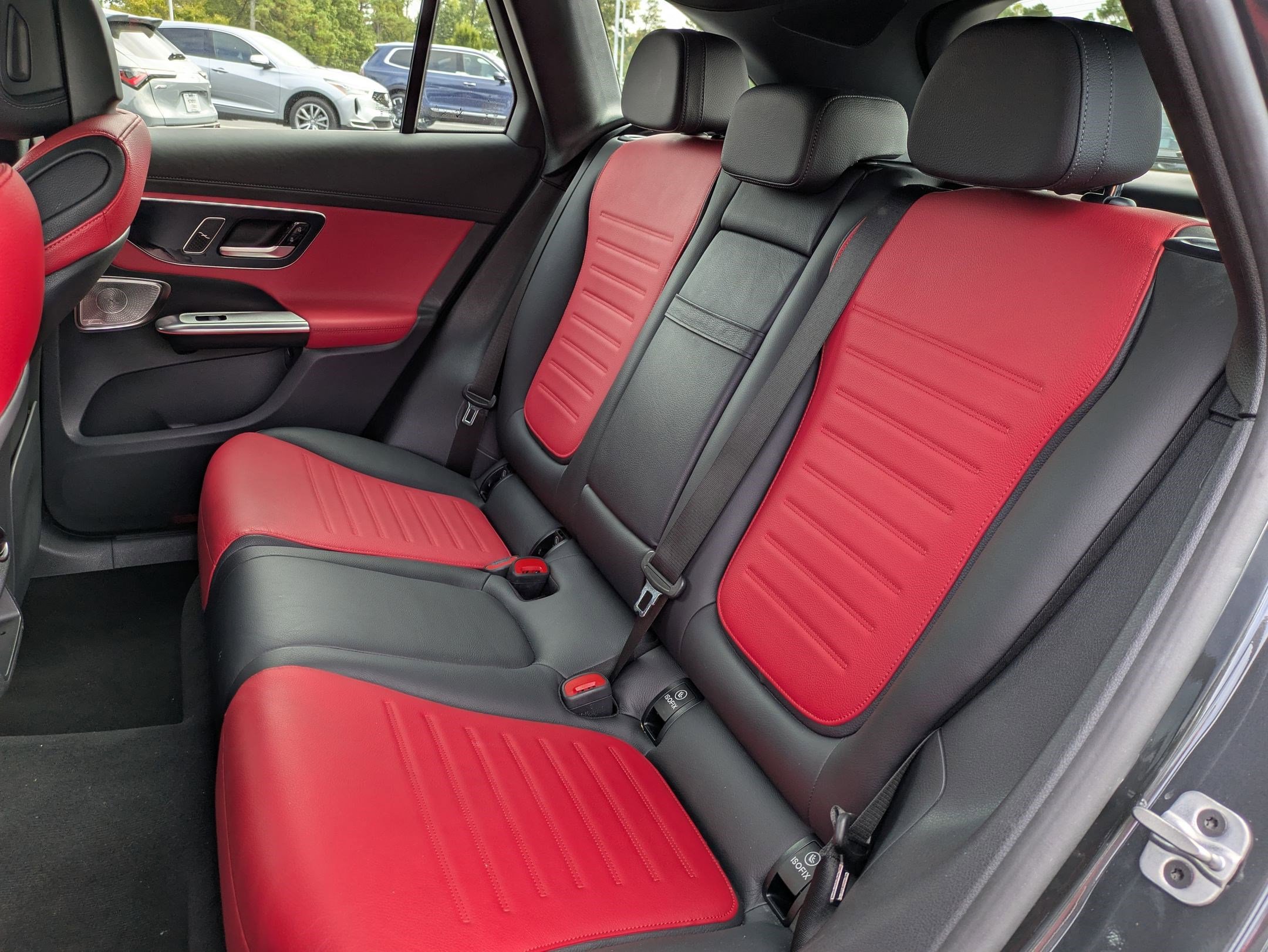 Certified 2024 Mercedes-Benz GLC 43 AMG 4MATIC image 31