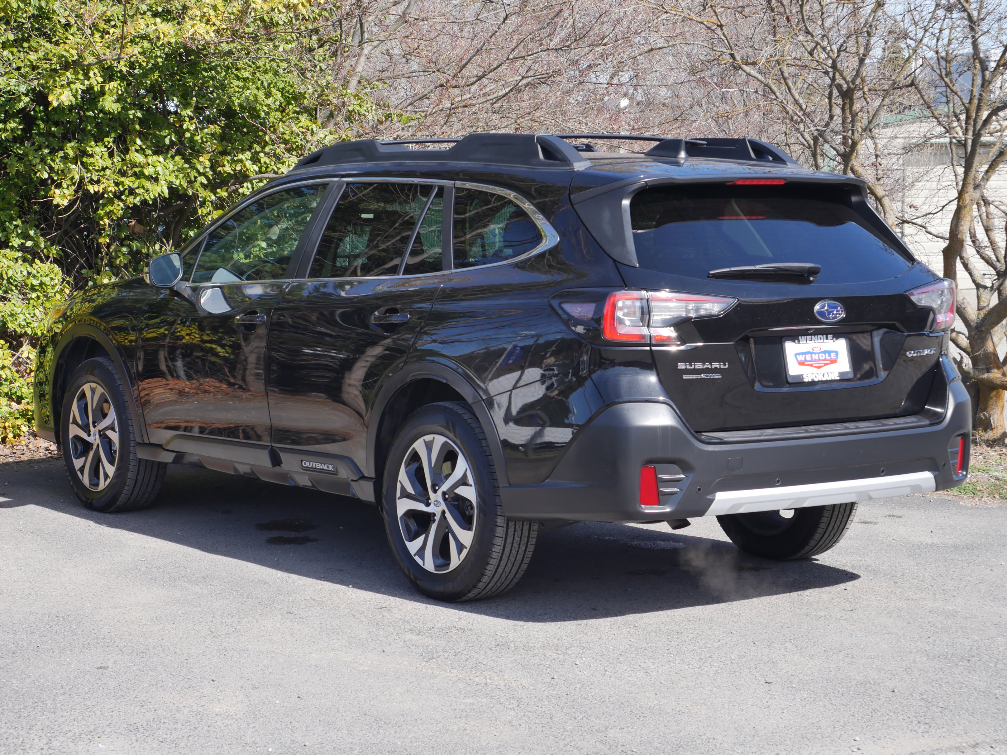 Used 2020 Subaru Outback Limited image 5