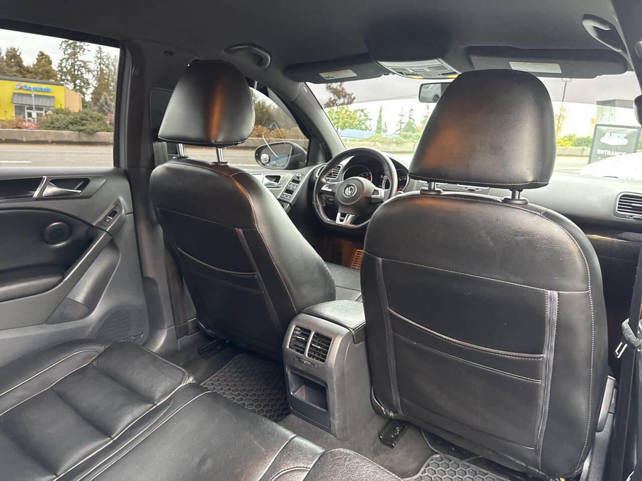 Used 2012 Volkswagen Golf 4-Door image 19