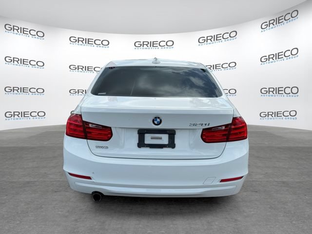Used 2015 BMW 320i Sedan RWD image 6